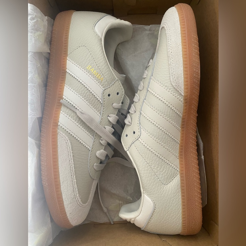Brand new Adidas “Samba OG”, Womens size 8